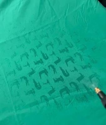 Tissu en peau de pêche en suède 100% en polyester pour pantalon de plage floral exposé à l'eau