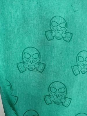 Tissu en peau de pêche en suède 100% en polyester pour pantalon de plage floral exposé à l'eau