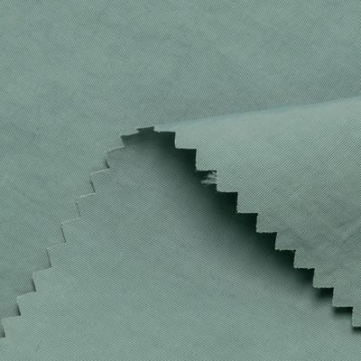 100% de tissu en nylon pour l'extérieur Taslon manteau contre le vent Pantalon de plage Tissu 100GSM