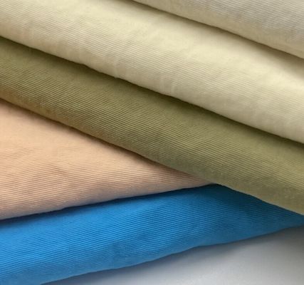 100% de tissu en nylon pour l'extérieur Taslon manteau contre le vent Pantalon de plage Tissu 100GSM